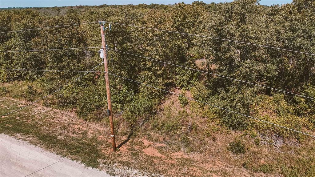 16961 Wildwood Drive Property Photo 9