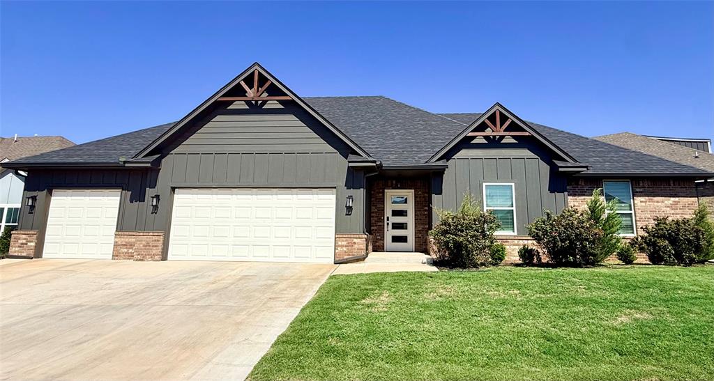 15813 Langley Way Property Photo 1