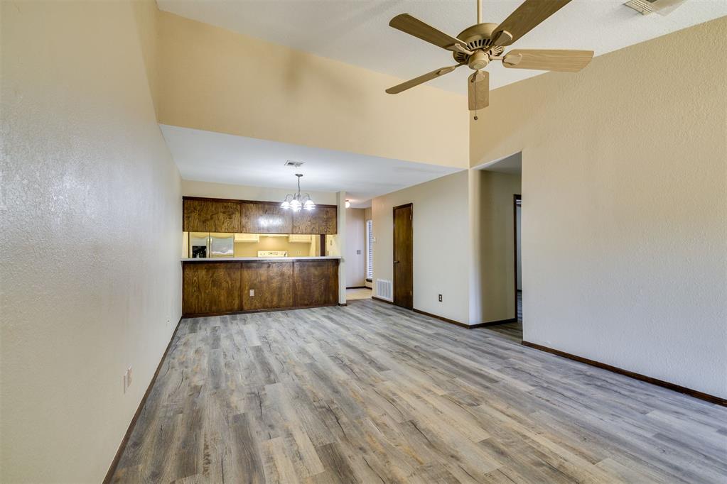 716 Stonecroft Circle Property Photo 14