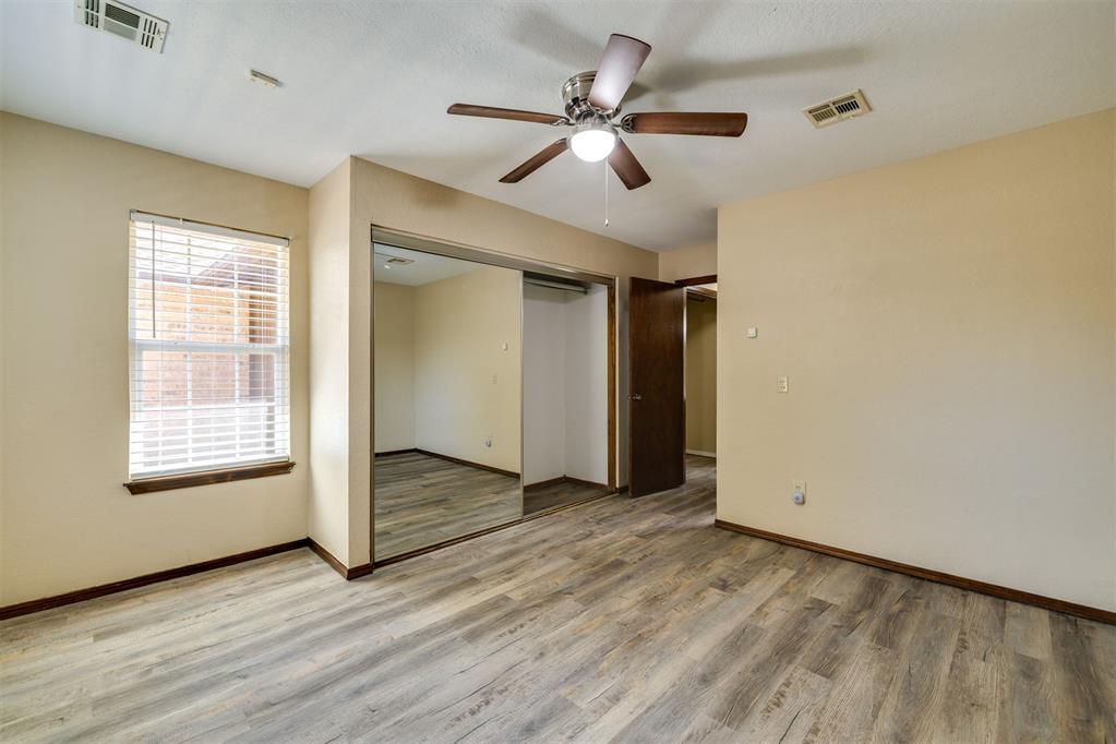 716 Stonecroft Circle Property Photo 21