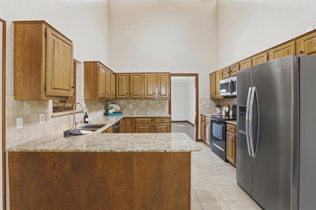 2008 Brookwood Place Property Photo 12