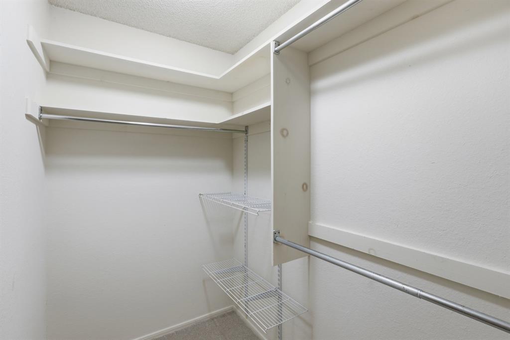 2008 Brookwood Place Property Photo 28