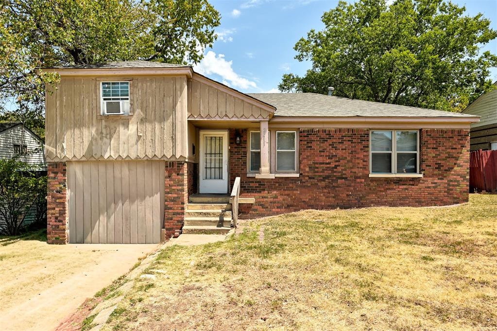 2111 Ne 26th Street Property Photo 1