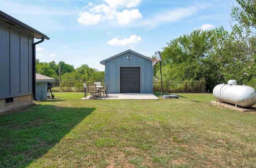 13603 E Lakeview Road Property Photo 6
