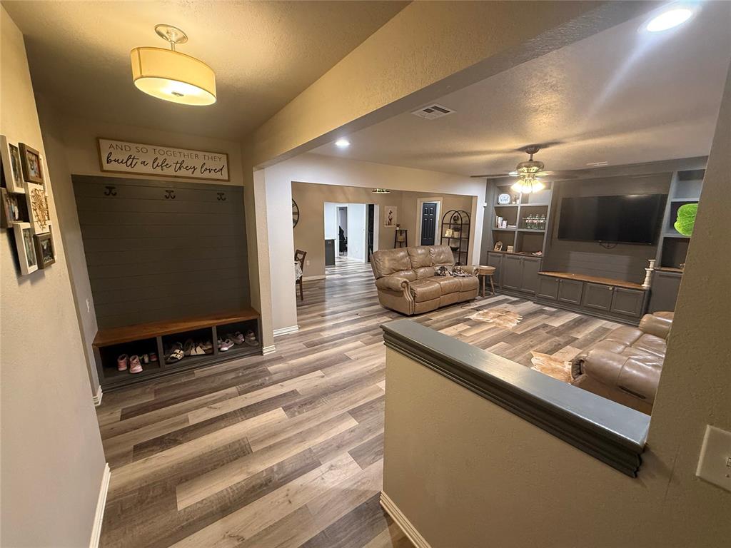 13603 E Lakeview Road Property Photo 12