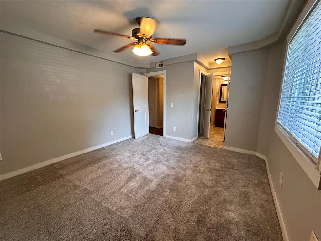 6028 Nw Expressway Street A Property Photo 7