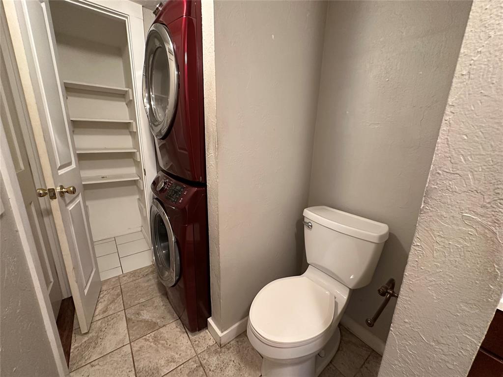 6028 Nw Expressway Street A Property Photo 9