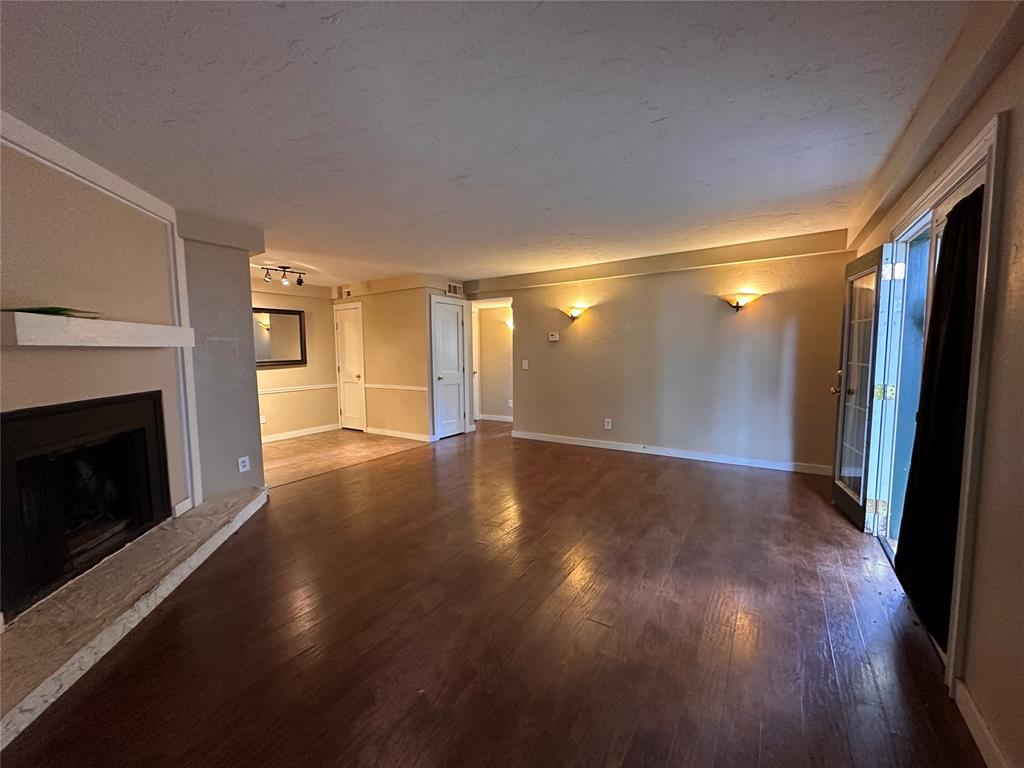 6028 Nw Expressway Street A Property Photo 11