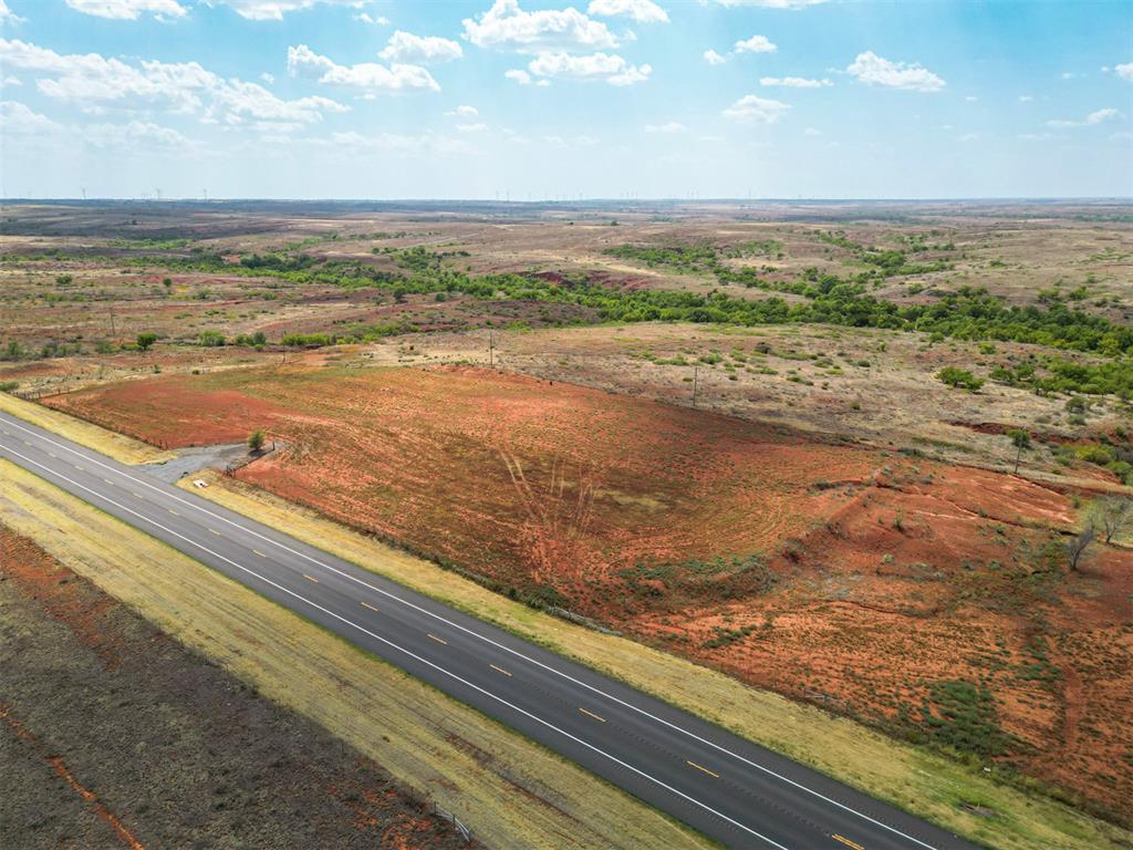 283 Highway Property Photo 6