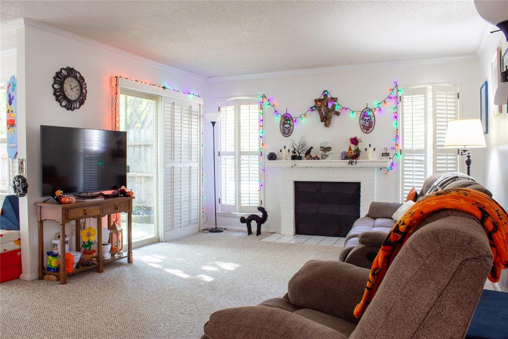 837 Cardinal Creek Boulevard Property Photo 4