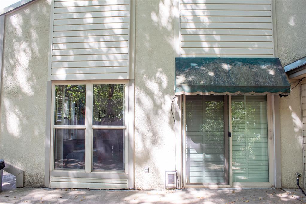 837 Cardinal Creek Boulevard Property Photo 16