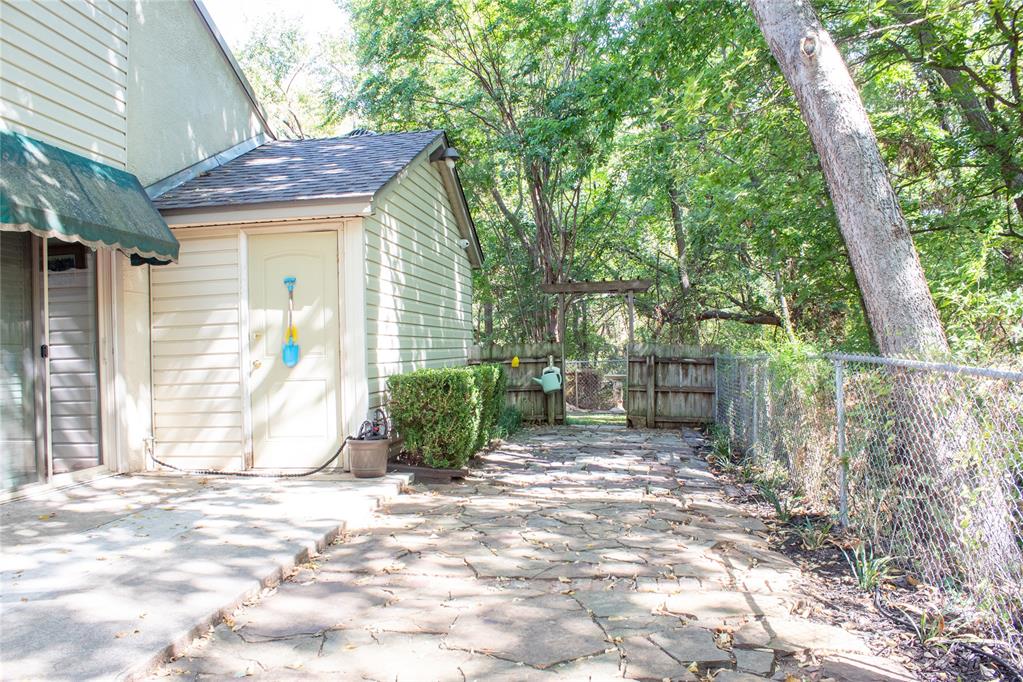 837 Cardinal Creek Boulevard Property Photo 20