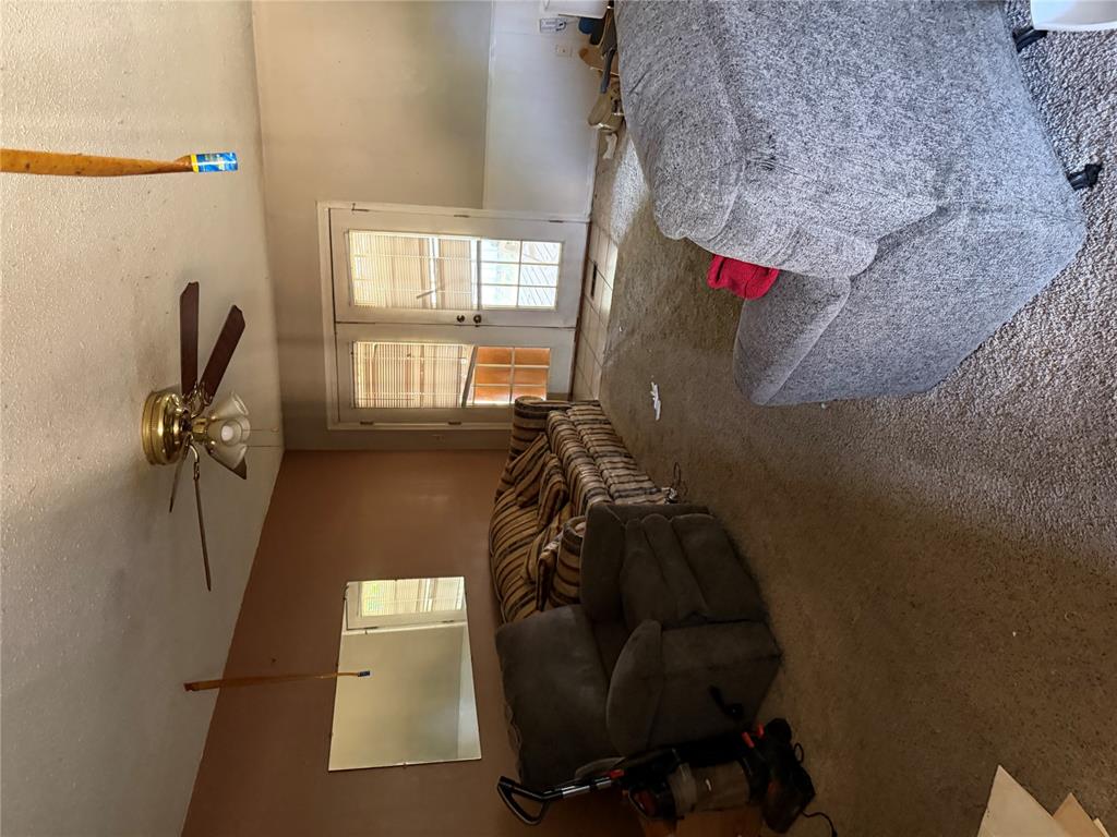 7109 S Shartel Avenue Property Photo 3