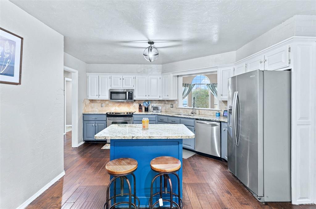 1124 Providence Court Property Photo 13