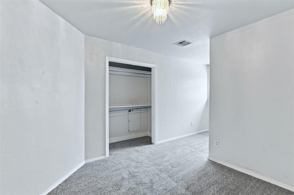 1124 Providence Court Property Photo 26