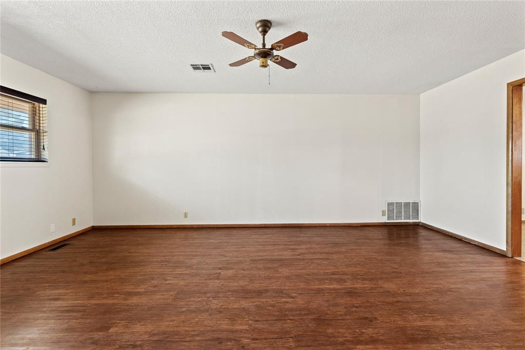 809 E Arlington Avenue Property Photo 5