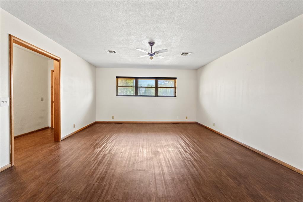 809 E Arlington Avenue Property Photo 7