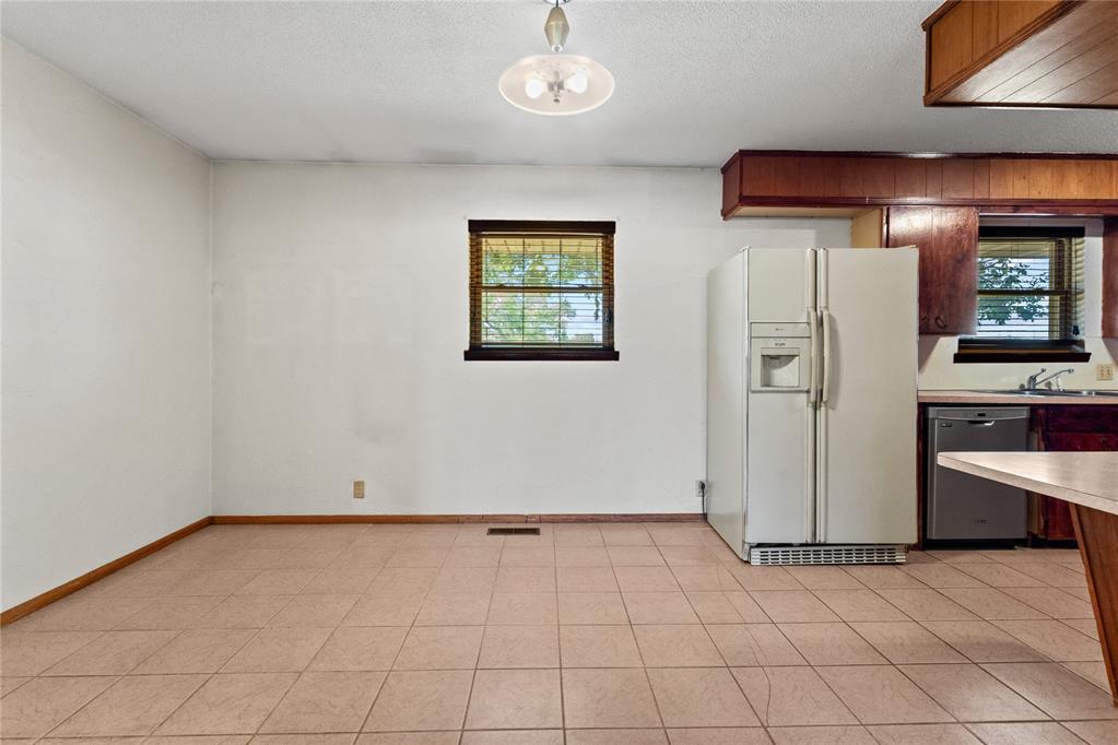 809 E Arlington Avenue Property Photo 8