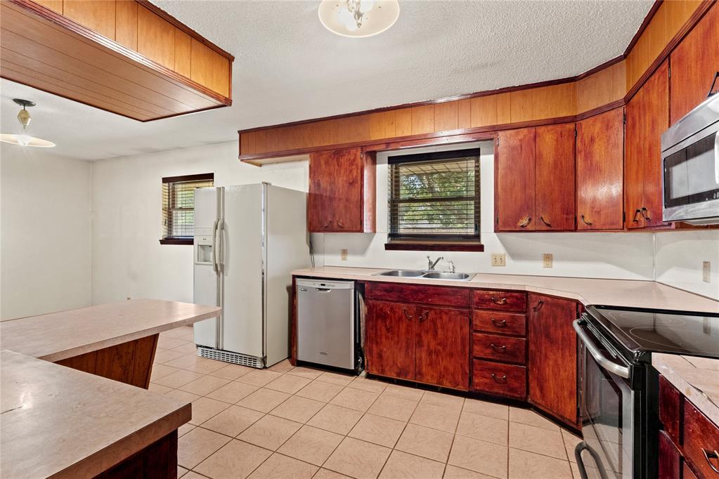 809 E Arlington Avenue Property Photo 14
