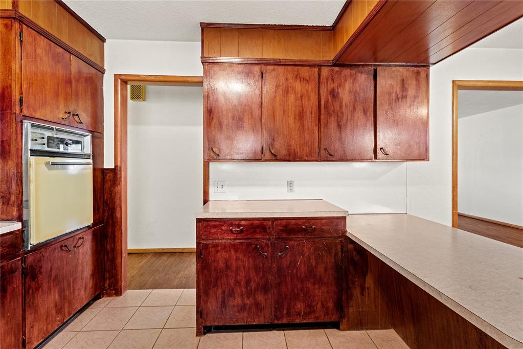 809 E Arlington Avenue Property Photo 15