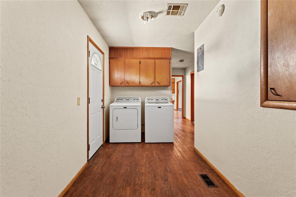 809 E Arlington Avenue Property Photo 17