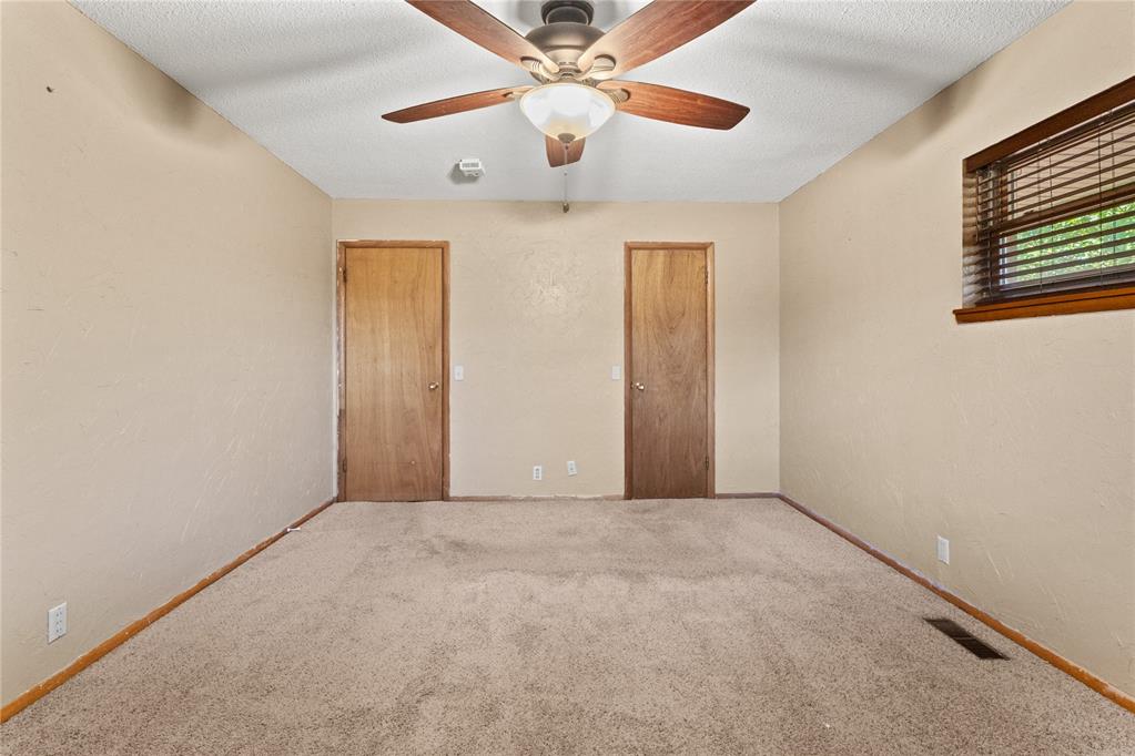 809 E Arlington Avenue Property Photo 29