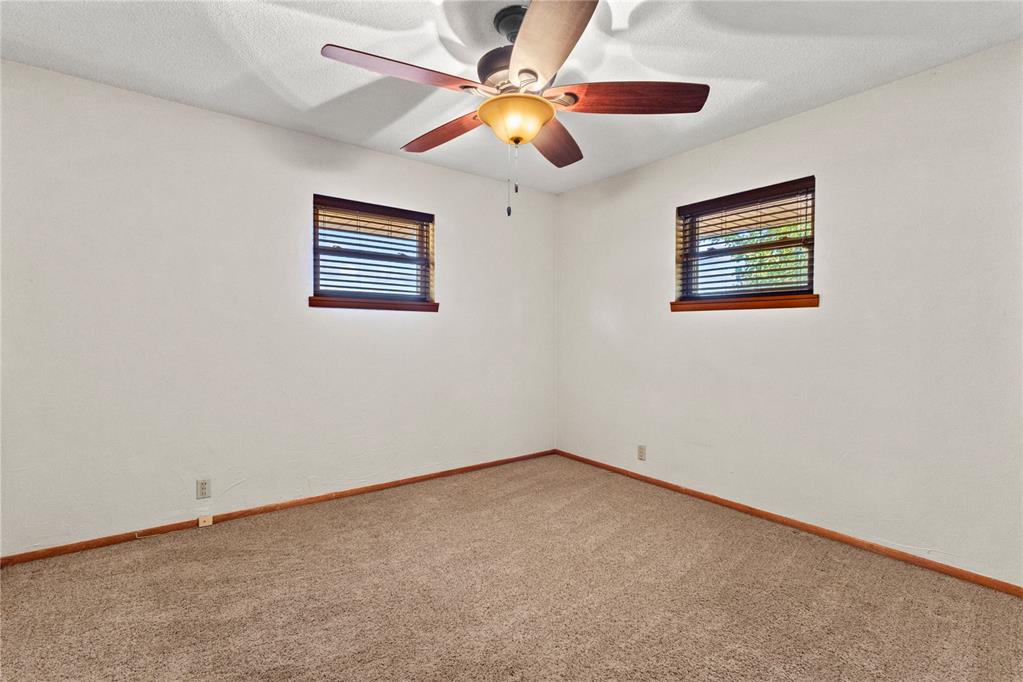 809 E Arlington Avenue Property Photo 30
