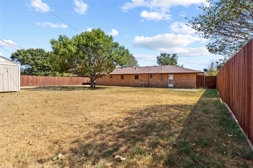 809 E Arlington Avenue Property Photo 32