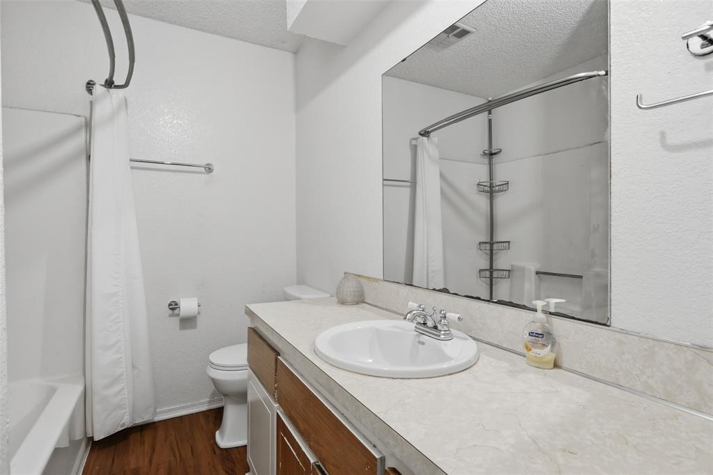 1605 Se 52nd Street Property Photo 14