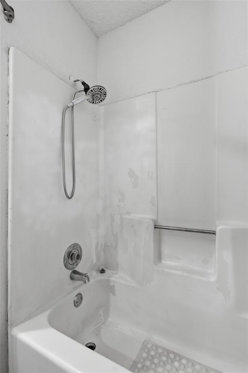1605 Se 52nd Street Property Photo 15