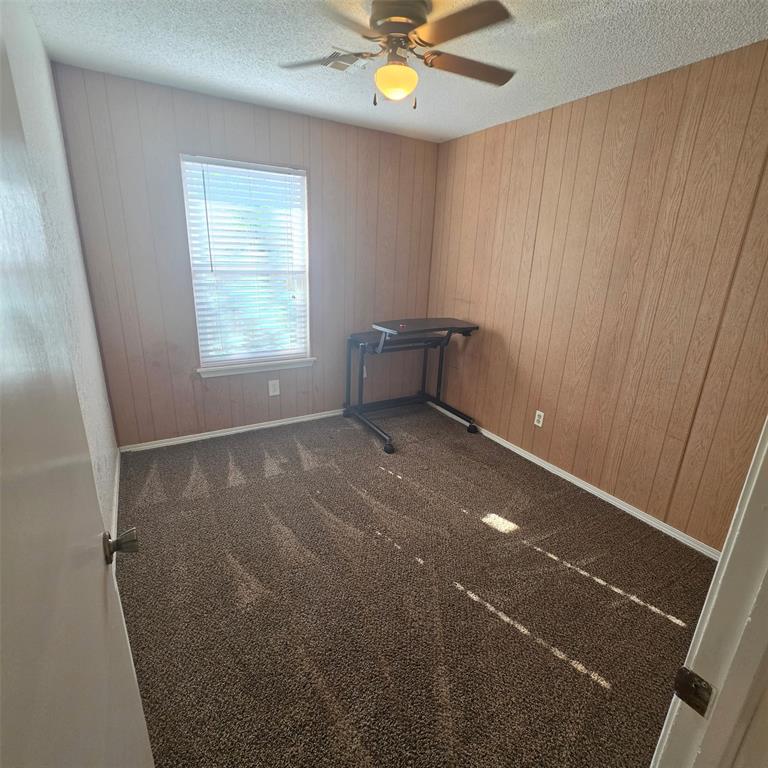 1605 Se 52nd Street Property Photo 18