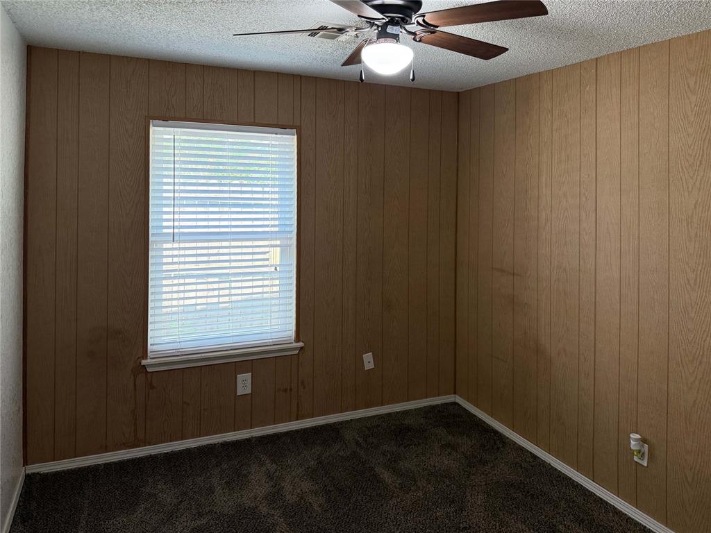 1605 Se 52nd Street Property Photo 20