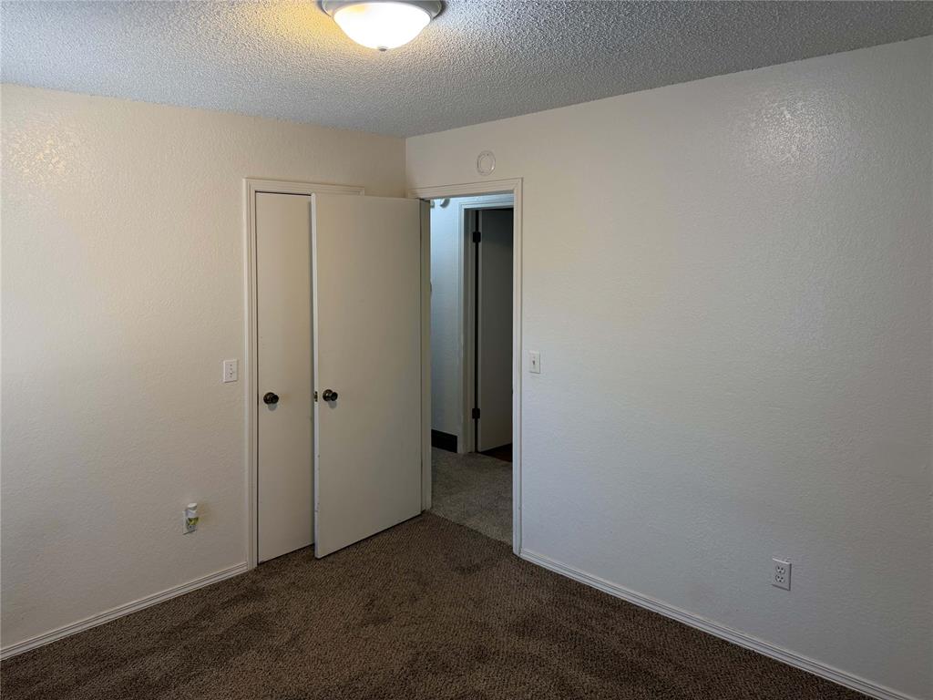 1605 Se 52nd Street Property Photo 22
