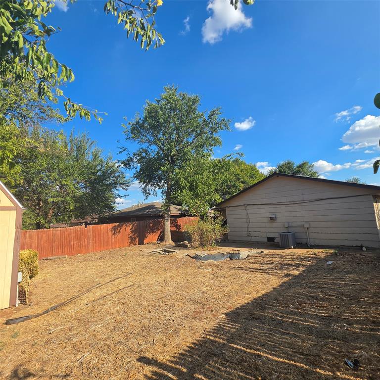 1605 Se 52nd Street Property Photo 27