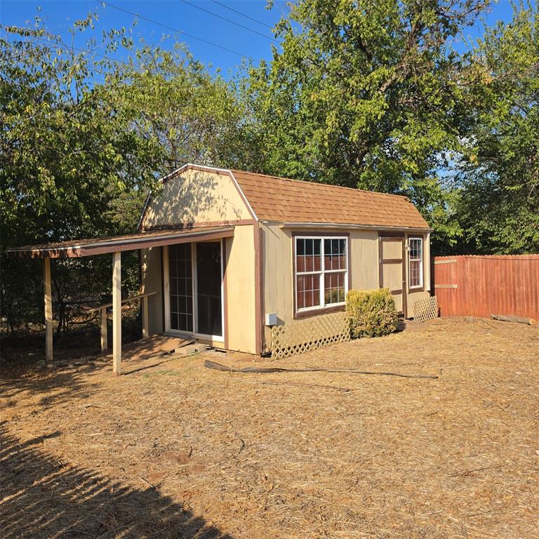1605 Se 52nd Street Property Photo 28