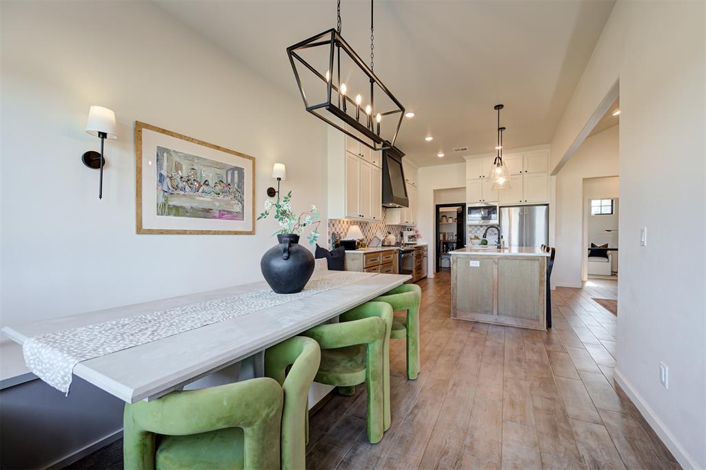 8003 Goldfinch Drive Property Photo 16