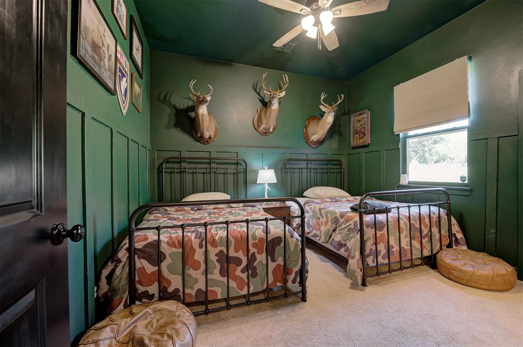8003 Goldfinch Drive Property Photo 37