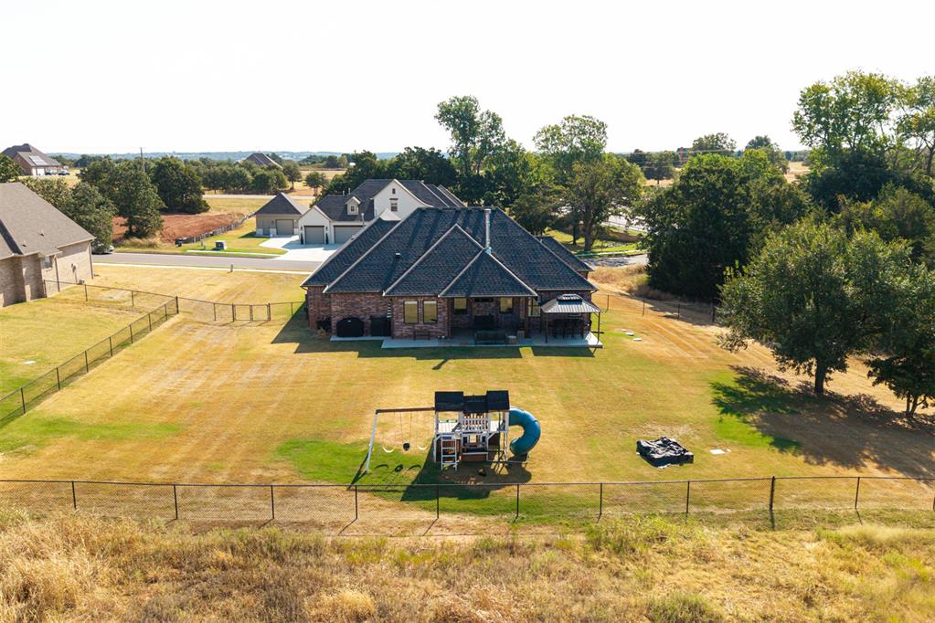 8003 Goldfinch Drive Property Photo 48