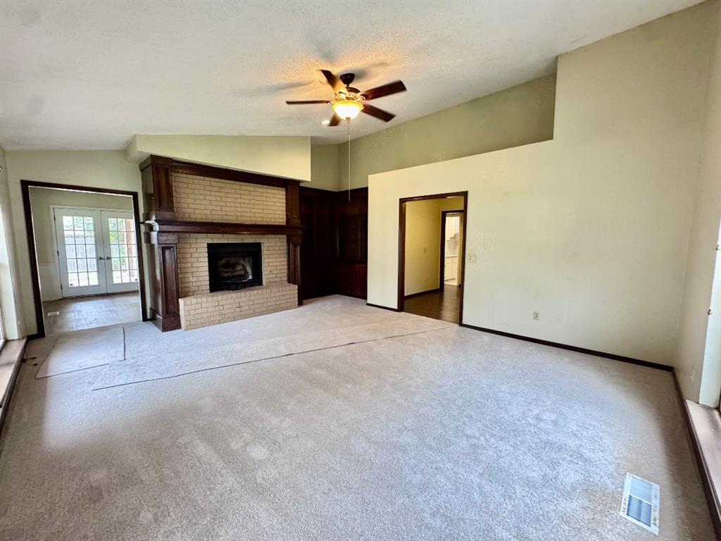 1037 Nw 166th Street Property Photo 6