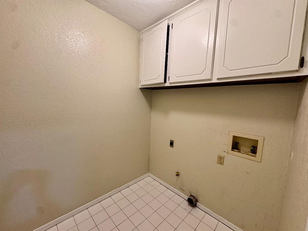 1037 Nw 166th Street Property Photo 18