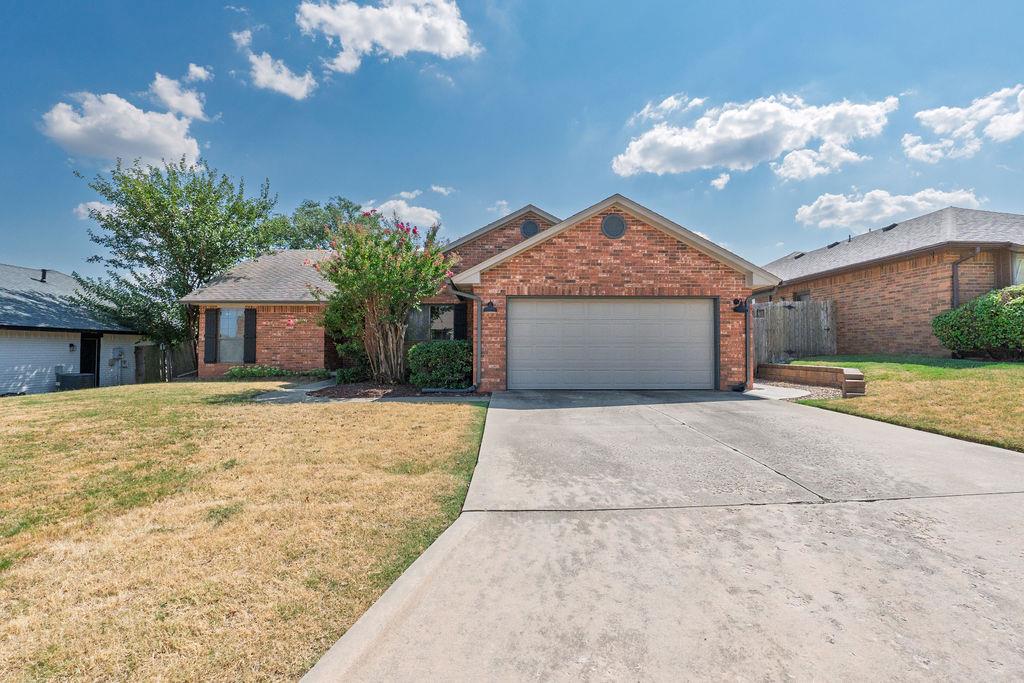 1209 Castle Creek Street Property Photo 1