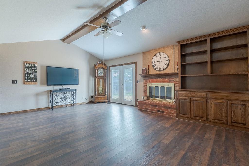 1209 Castle Creek Street Property Photo 17