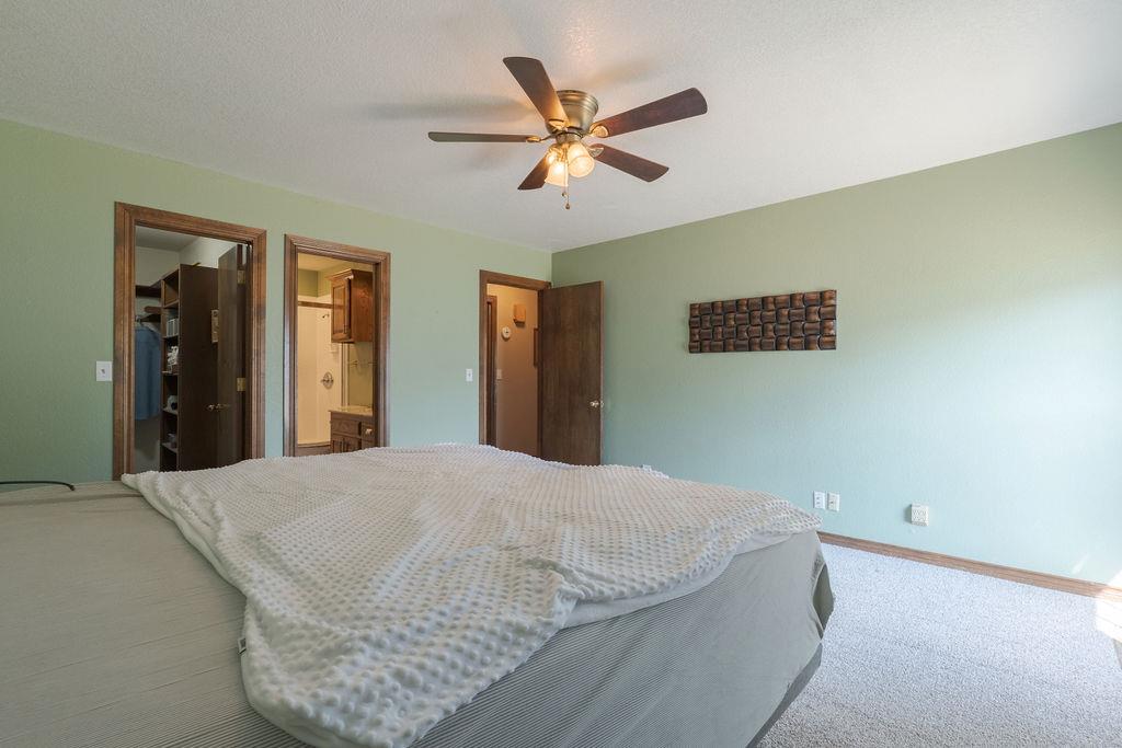 1209 Castle Creek Street Property Photo 23