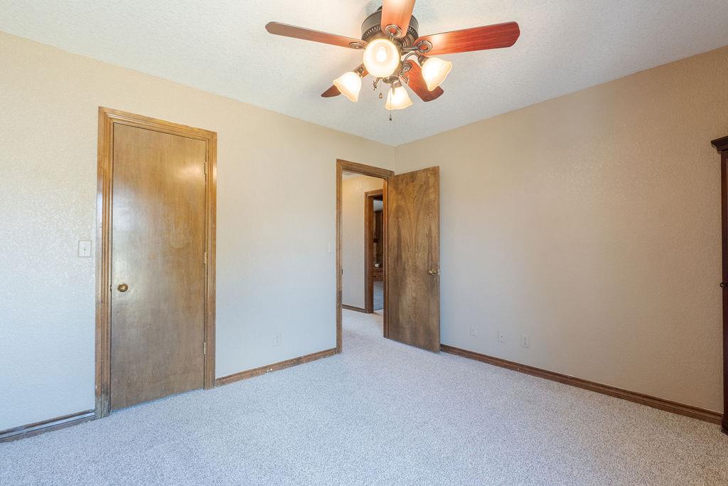 1209 Castle Creek Street Property Photo 33
