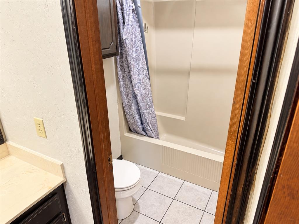 2515 Thomas Circle Property Photo 11