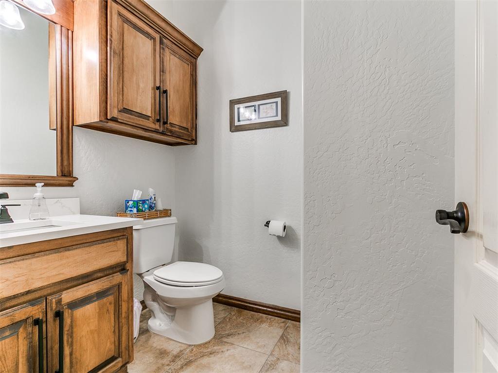 8629 Nw 111th Street Property Photo 44