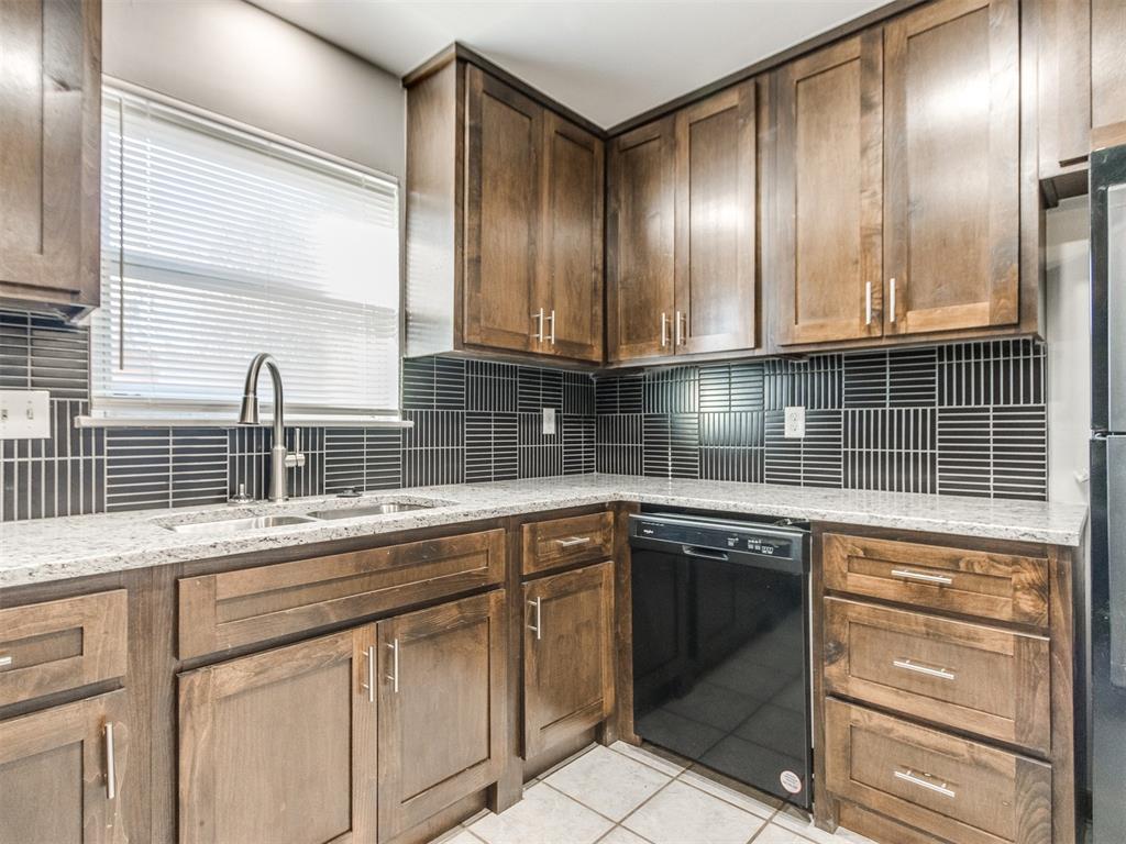 421 Foreman Avenue Property Photo 13