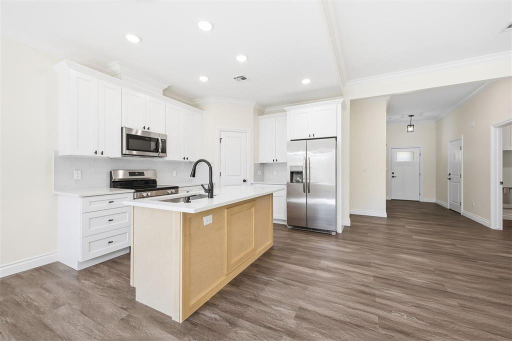 12444 Oak Alley Property Photo 3