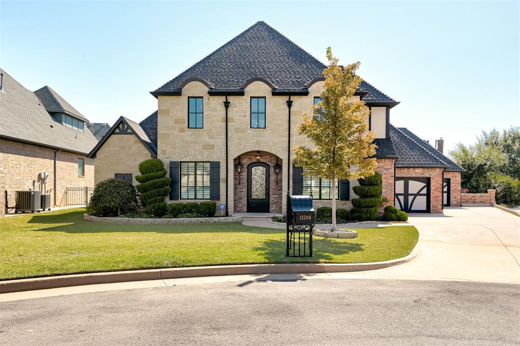 15704 James Thomas Court Property Photo 2