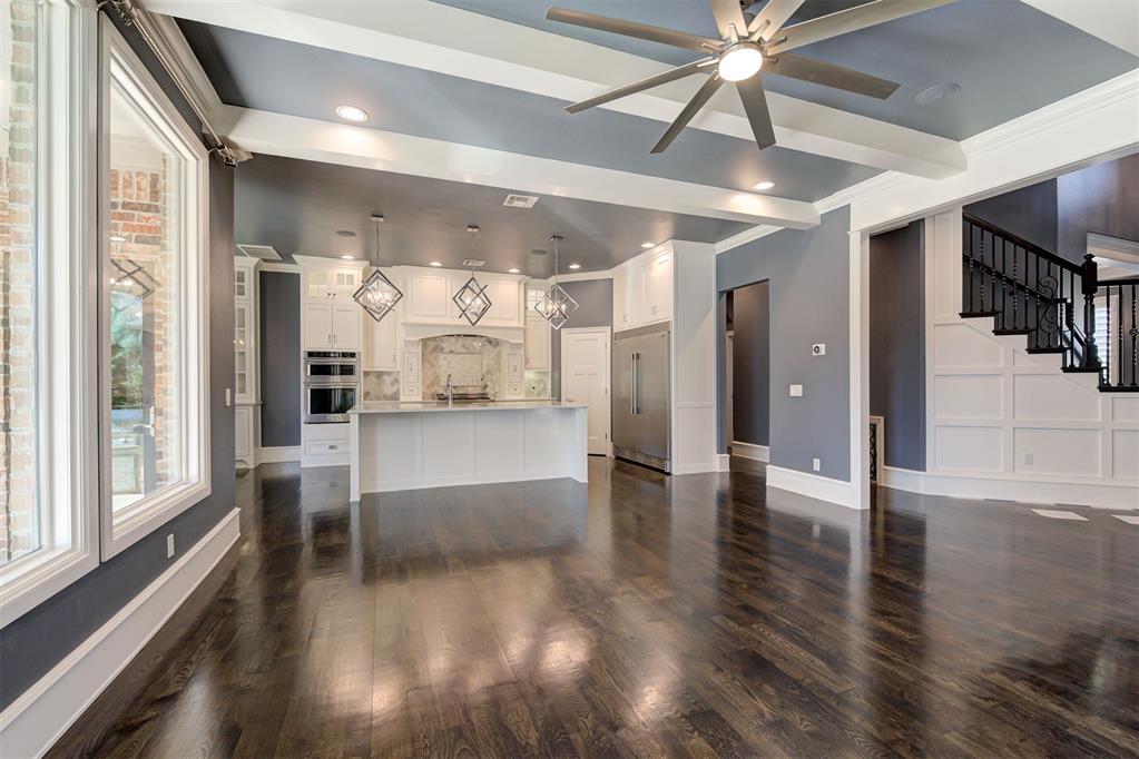 15704 James Thomas Court Property Photo 6